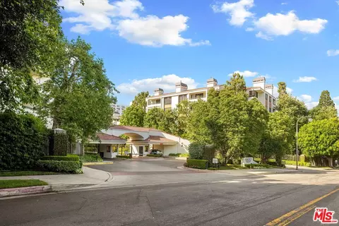 2132 Century Park Ln #PH 414, Los Angeles, CA 90067