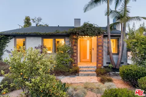 1414 Bay St, Santa Monica, CA 90405