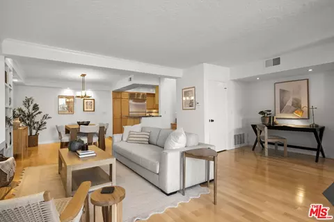 925 14th St #19, Santa Monica, CA 90403