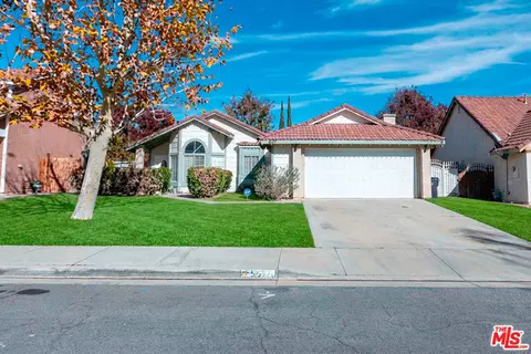 567 Conifer Dr, Palmdale, CA 93550