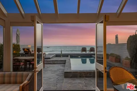 23758 Malibu Rd, Malibu, CA 90265