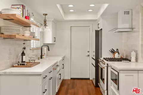 2219 Voorhees Ave #2, Redondo Beach, CA 90278