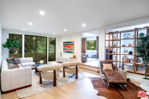 1434 Greenfield Ave #102, Los Angeles, CA 90025