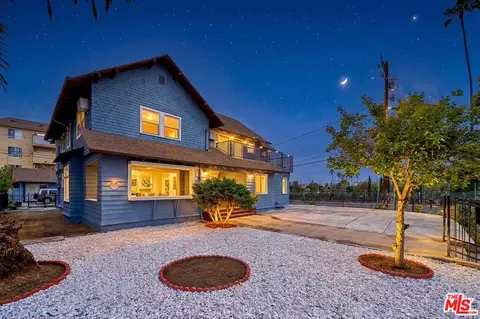 2205 S Hobart Blvd, Los Angeles, CA 90018