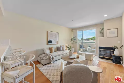 10790 Rose Ave #310, Los Angeles, CA 90034