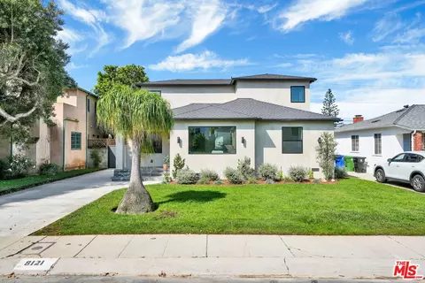 8121 Chase Ave, Los Angeles, CA 90045