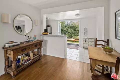 2477 Walnut Ave, Venice, CA 90291 photo 28