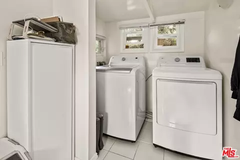 2477 Walnut Ave, Venice, CA 90291 photo 38
