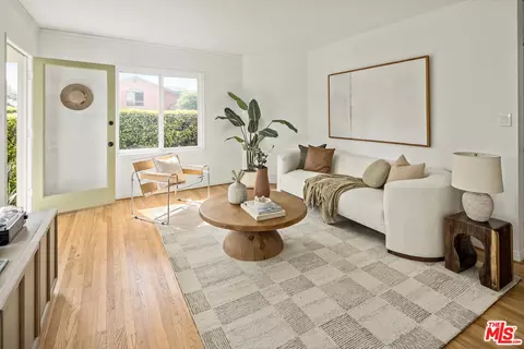 2477 Walnut Ave, Venice, CA 90291 photo 5