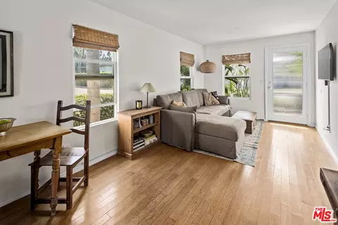 2477 Walnut Ave, Venice, CA 90291 photo 26