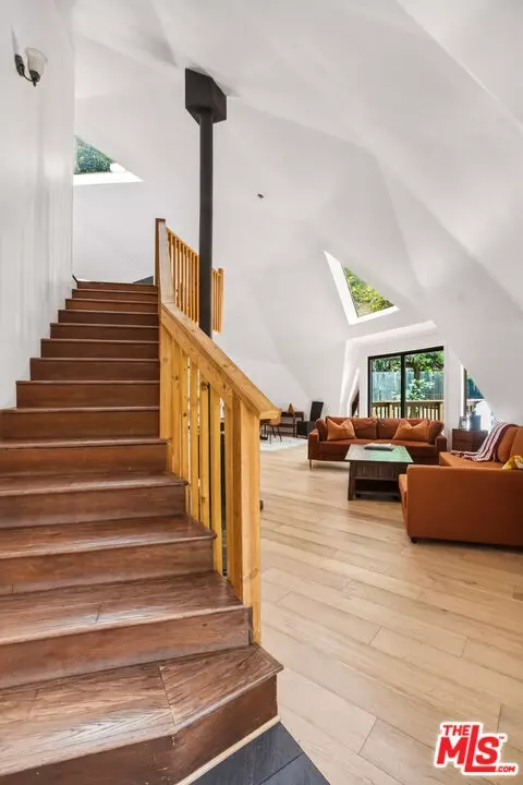 Entry Way - 55000 Daryll Rd, Idyllwild, CA 92549 photo 5 of 5