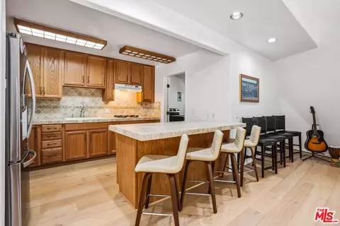 Kitchen - 55000 Daryll Rd, Idyllwild, CA 92549 photo 2 of 4
