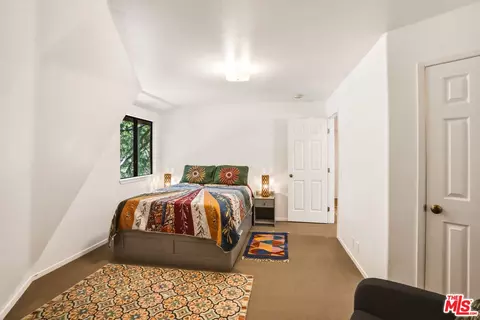 Bedroom - 55000 Daryll Rd, Idyllwild, CA 92549 photo 5 of 11