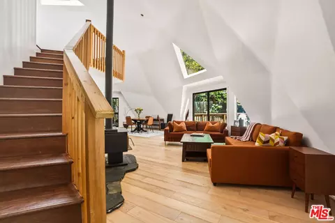 Entry Way - 55000 Daryll Rd, Idyllwild, CA 92549 photo 1 of 5