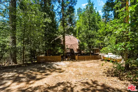 Exterior - 55000 Daryll Rd, Idyllwild, CA 92549 photo 7 of 9