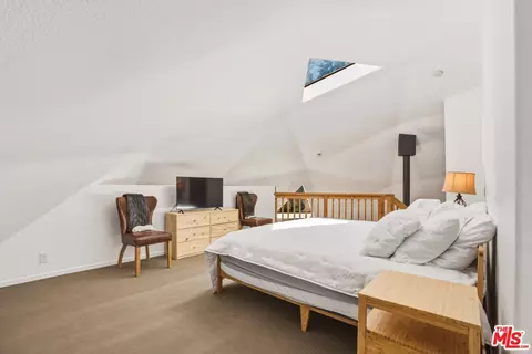 Bedroom - 55000 Daryll Rd, Idyllwild, CA 92549 photo 3 of 11