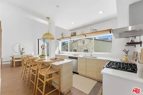1244 14th St #E, Santa Monica, CA 90404