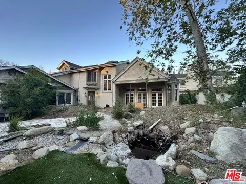 5250 Louise Ave, Encino, CA 91316