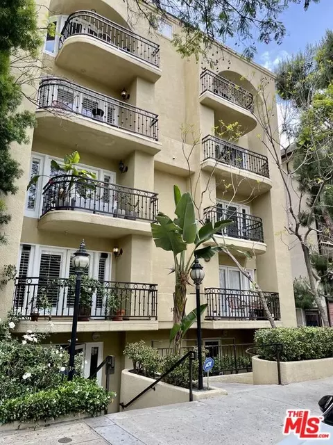 146 S Clark Dr #102, Los Angeles, CA 90048
