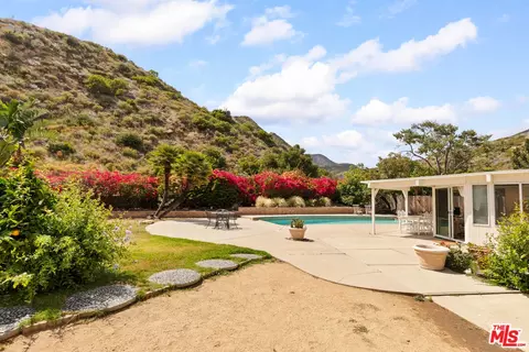 6005 Paseo Canyon Dr, Malibu, CA 90265
