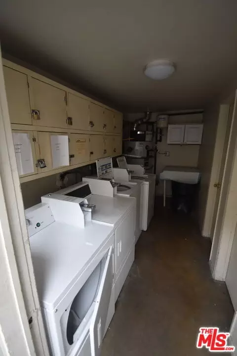 Other - 1320 N Columbus Ave, Glendale, CA 91202 photo 4 of 4