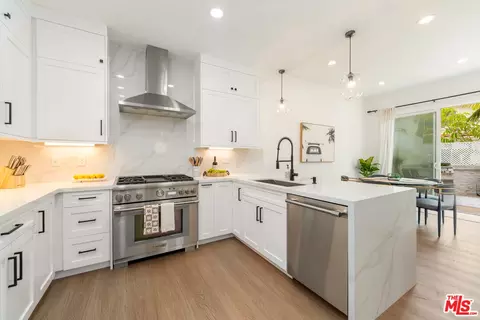 6453 Zuma View Pl #123, Malibu, CA 90265