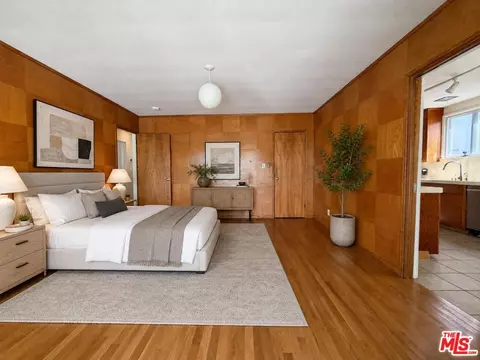 12207 Palms Blvd, Los Angeles, CA 90066
