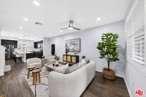 676 Colorado Cir, Carson, CA 90745