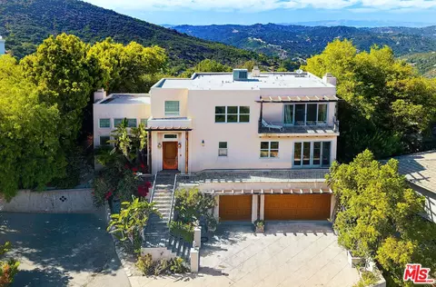 20640 Medley Ln, Topanga, CA 90290