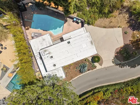 2650 Greenvalley Rd, Los Angeles, CA 90046