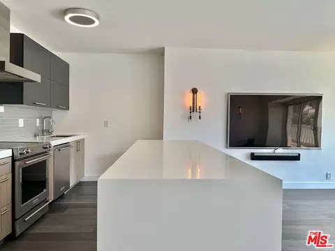 999 N Doheny Dr #612, West Hollywood, CA 90069