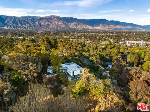View/Area - 1290 Rancheros Rd, Pasadena, CA 91103 photo 6 of 6