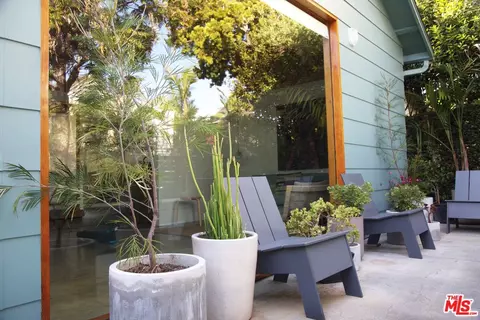 745 Navy St, Santa Monica, CA 90405