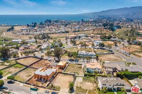 526 Frontera Dr, Pacific Palisades, CA 90272