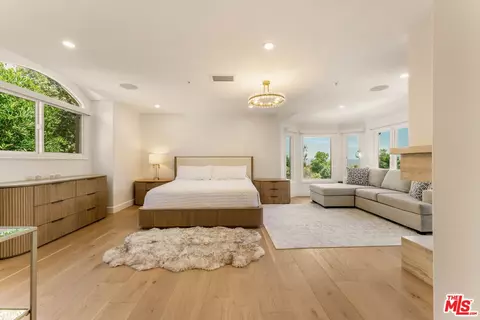 Bedroom - 1432 Rutherford Dr, Pasadena, CA 91103 photo 1 of 6