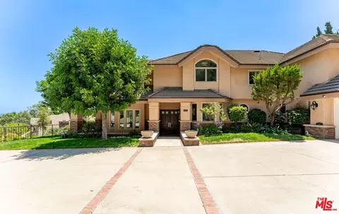 1432 Rutherford Dr, Pasadena, CA 91103