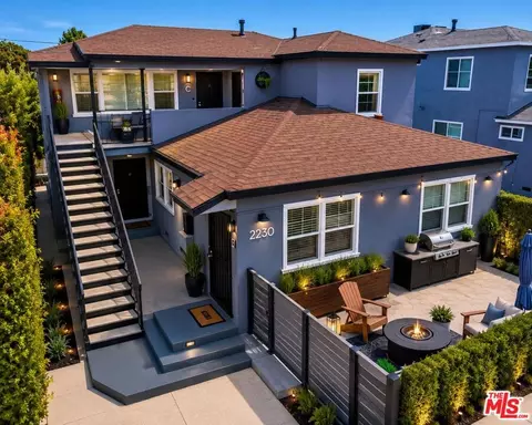 2230 Delaware Ave, Santa Monica, CA 90404