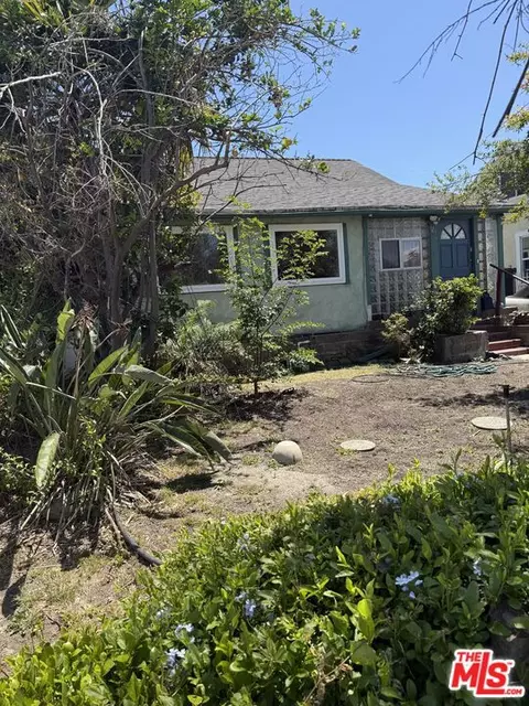 1230 W 68th St, Los Angeles, CA 90044
