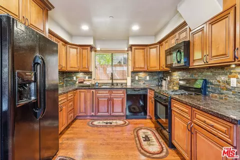 Kitchen - 675 Elm St, Big Bear Lake, CA 92315 photo 1 of 3
