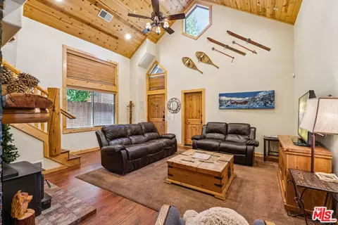 Living - 675 Elm St, Big Bear Lake, CA 92315 photo 2 of 2