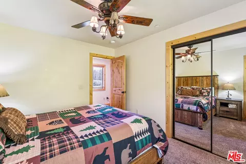 Bedroom - 675 Elm St, Big Bear Lake, CA 92315 photo 4 of 6