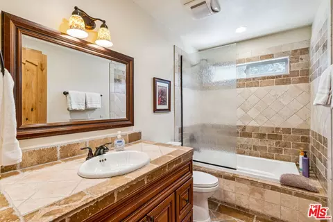 Bath - 675 Elm St, Big Bear Lake, CA 92315 photo 1 of 2