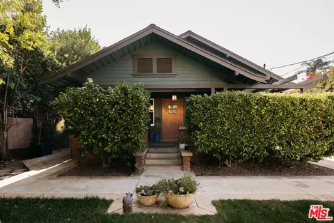 6865 Calhoun Ave, Van Nuys, CA 91405