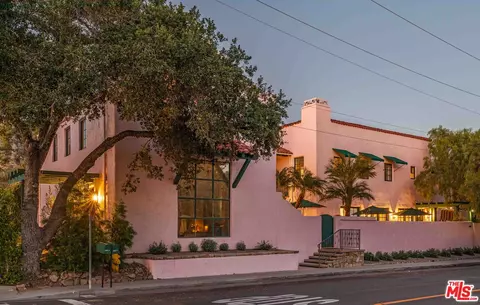 Exterior - 202 Canada St, Ojai, CA 93023 photo 2 of 19