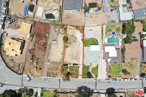 933 E Palm St, Altadena, CA 91001 photo 3