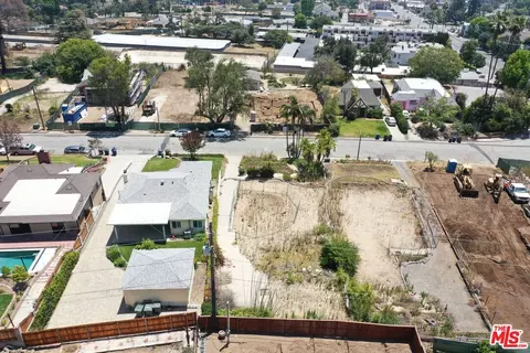 933 E Palm St, Altadena, CA 91001 photo 5