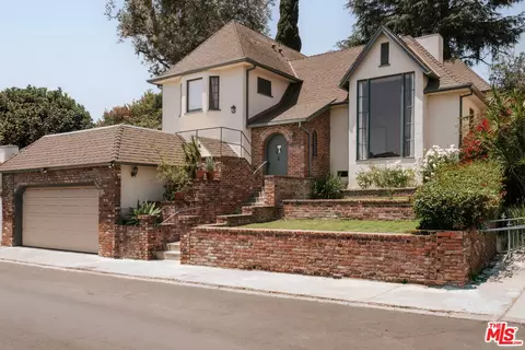 1937 Myra Ave, Los Angeles, CA 90027