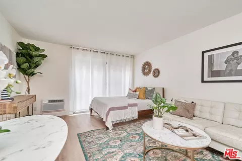 320 S Ardmore Ave #120, Los Angeles, CA 90020