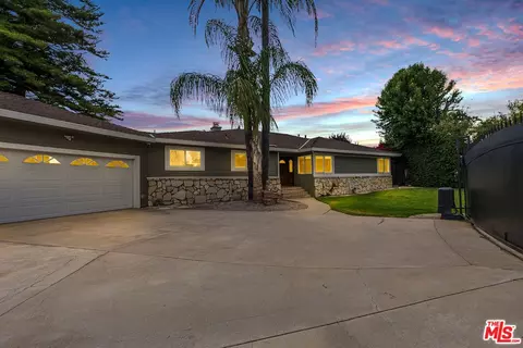 9509 Jellico Ave, Northridge, CA 91325