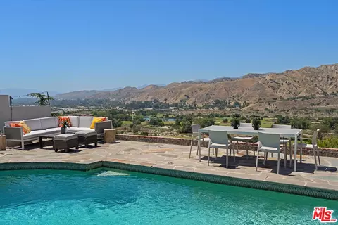 8977 Riderwood Dr, Sunland, CA 91040